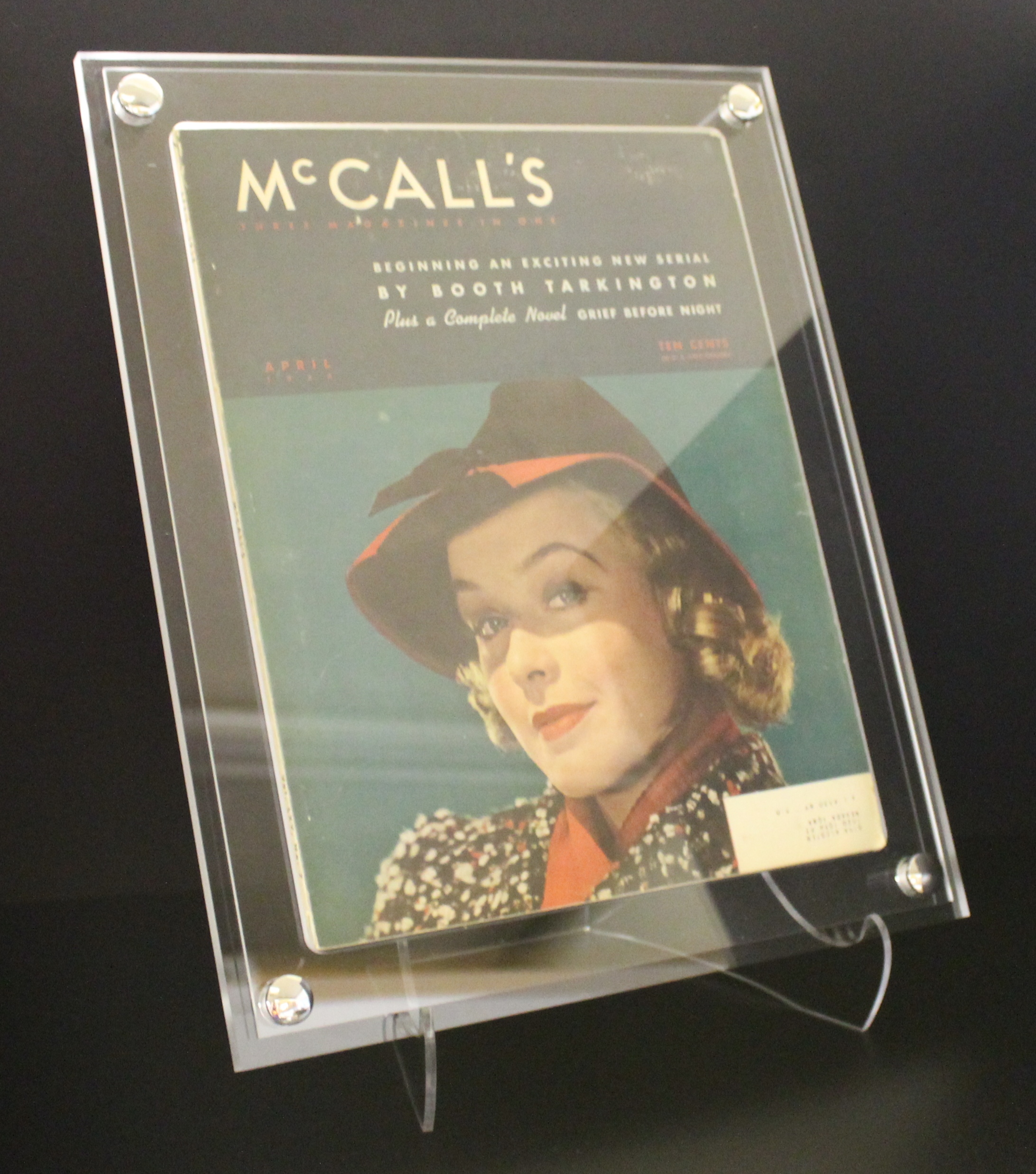 Magazine Frame Country Plastics